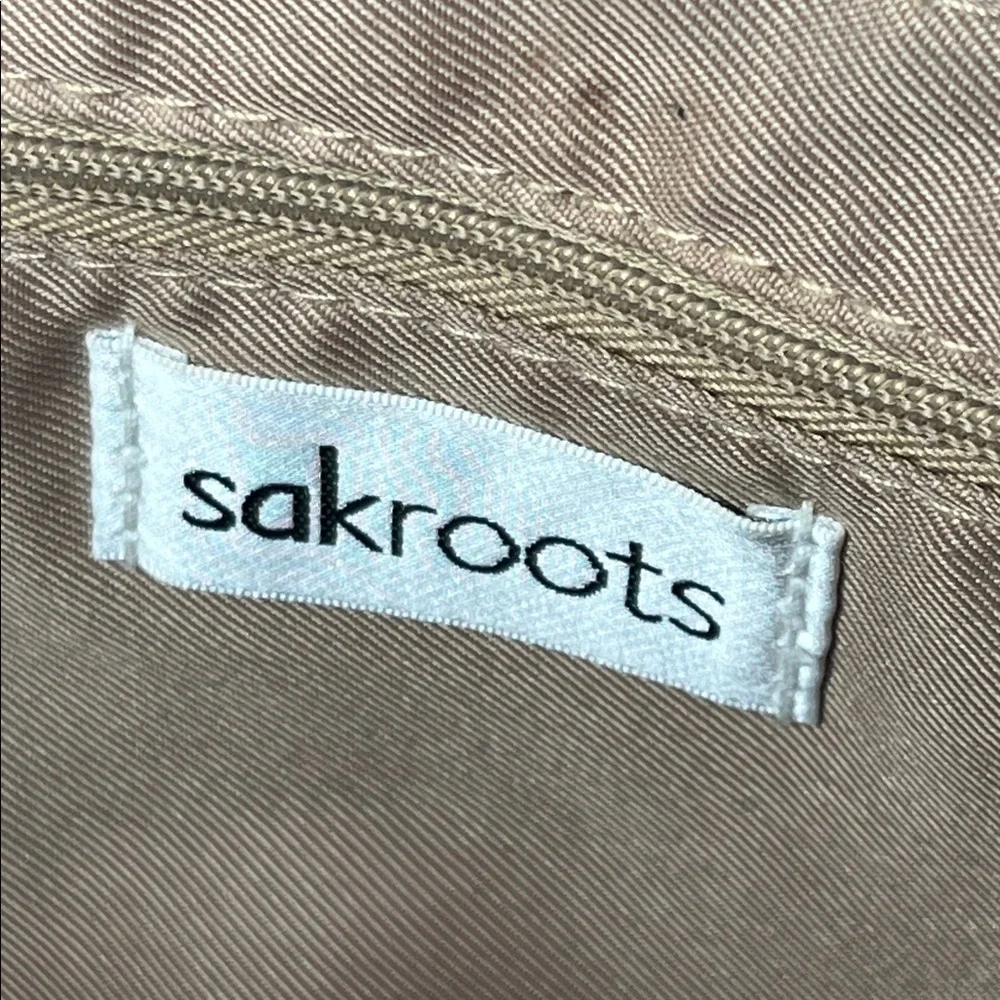 Sakroots Spring Bag with Charms excellent condition floral butterfly Pattern - Picture 10 of 13